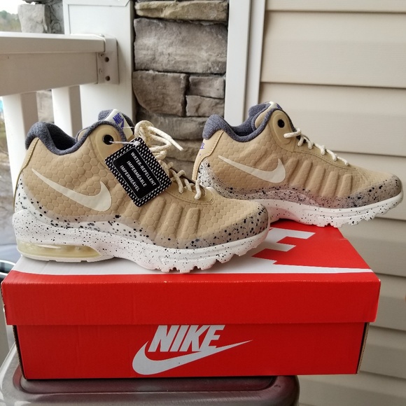Nike | Shoes | Nike Air Max Invigor Mid | Poshmark